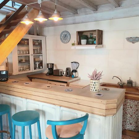 Вілла La Capucinette A L'Ombre Du Marronnier Моссан-лез-Альпій Екстер'єр фото